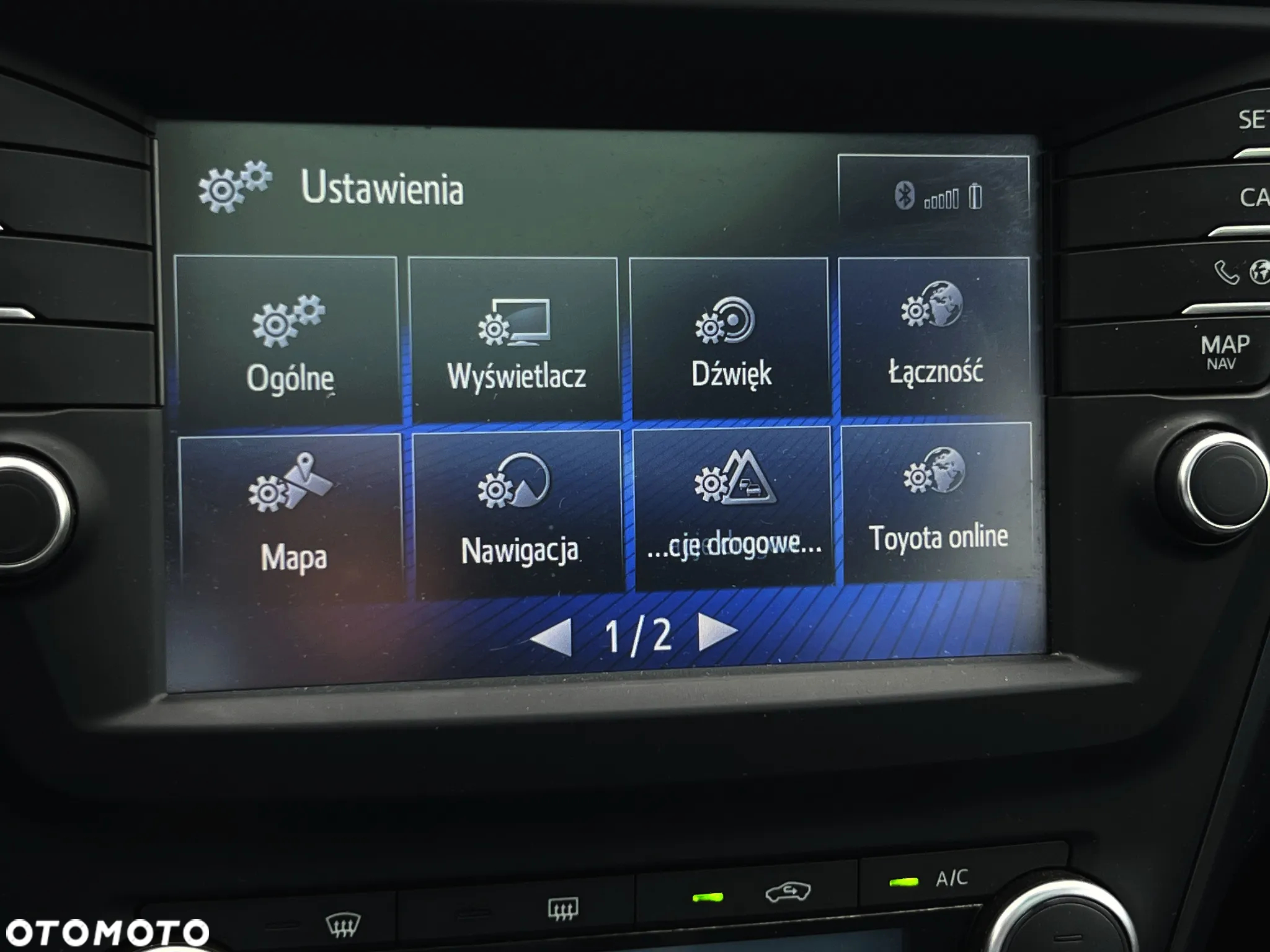 Toyota Avensis 1.8 Premium - 37
