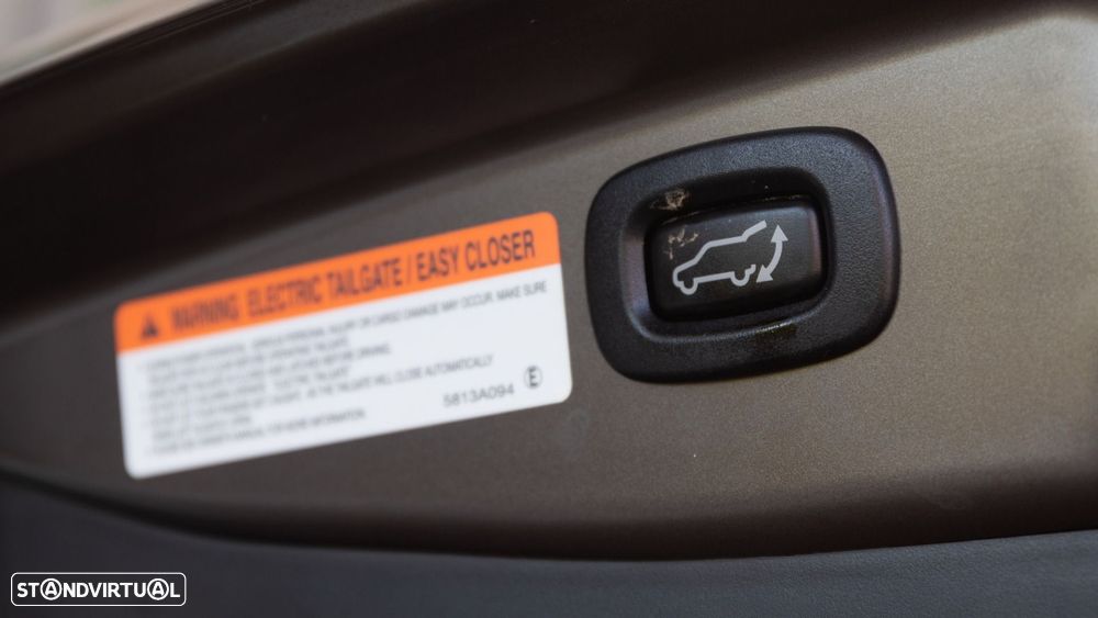 Mitsubishi Outlander 2.4 Instyle - 12