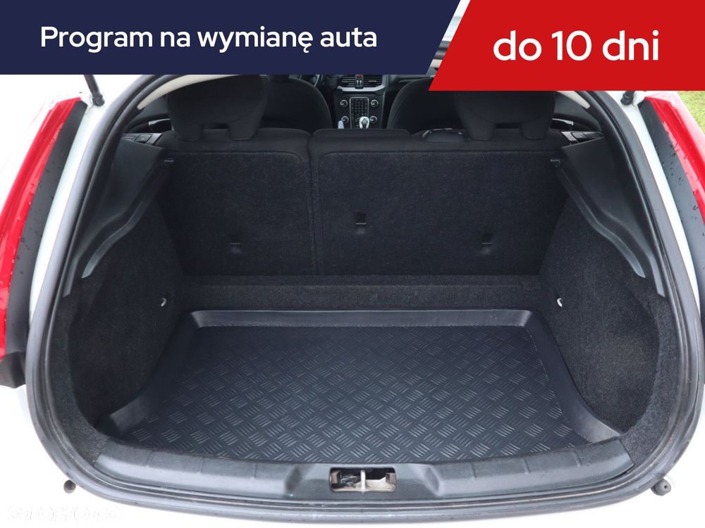 Volvo V40 - 14
