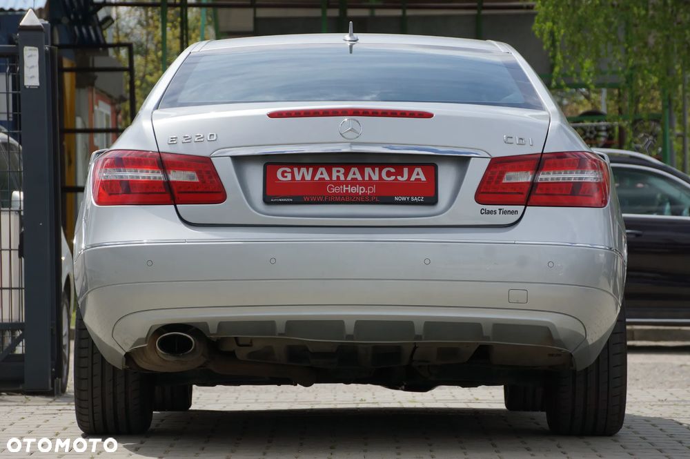 Mercedes-Benz Klasa E 220 CDI DPF BlueEFFICIENCY Automatik Avantgarde - 8