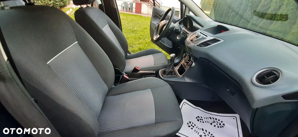 Ford Fiesta - 31