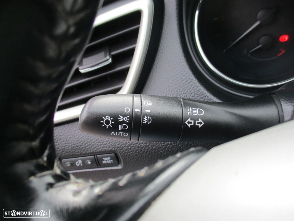 Nissan Qashqai 1.6 dCi Tekna Premium S Alcantara - 18