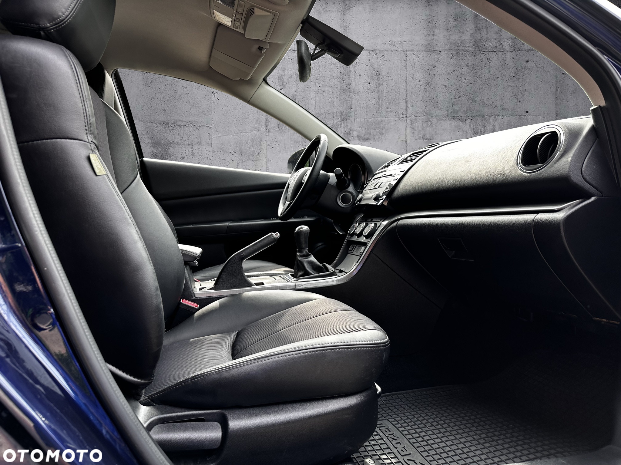 Mazda 6 Sport Kombi 2.2 CD DPF Exclusive-Line Edition 40 Jahre - 19