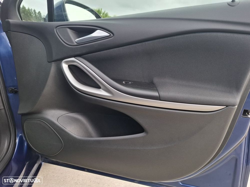 Opel Astra Sports Tourer 1.2 T Design & Tech S/S - 42