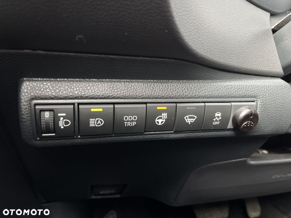 Toyota Corolla 1.8 Hybrid GR Sport - 13