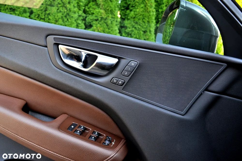 Volvo XC 60 D4 Geartronic Inscription - 18