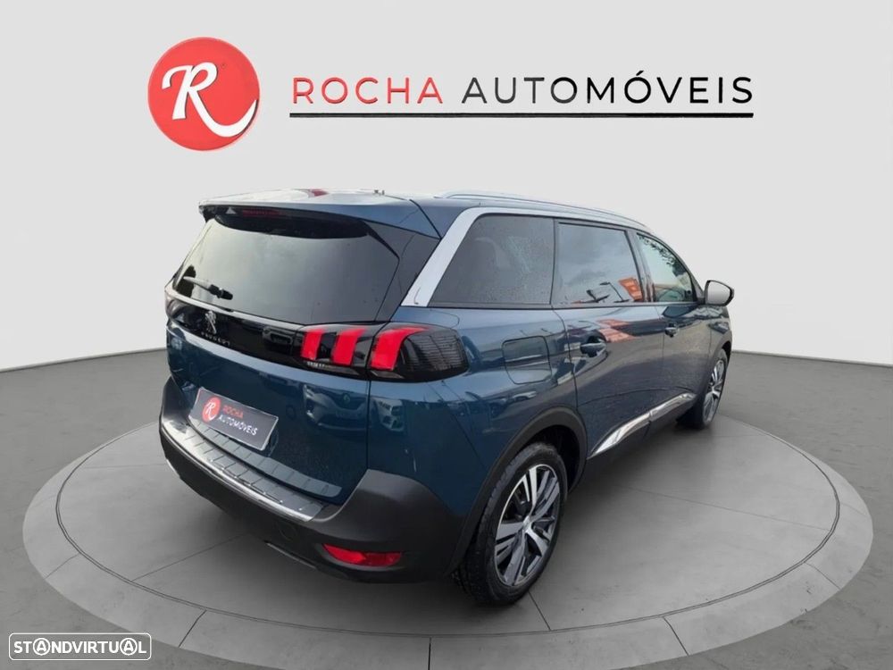 Peugeot 5008 - 10