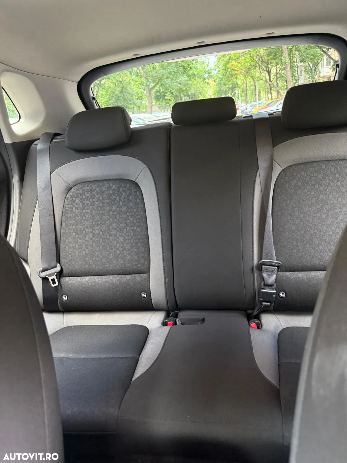 Hyundai KONA 1.6 T-GDI 4WD Aut. Highway - 5