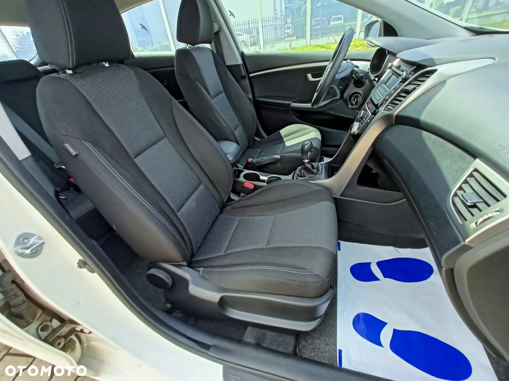 Hyundai i30 1.4 Advantage - 8