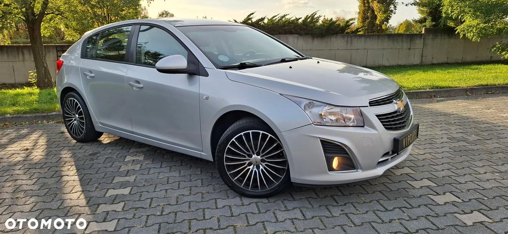 Chevrolet Cruze 1.8 LT+ - 8