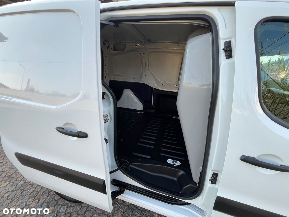 Citroën BERLINGO - 41