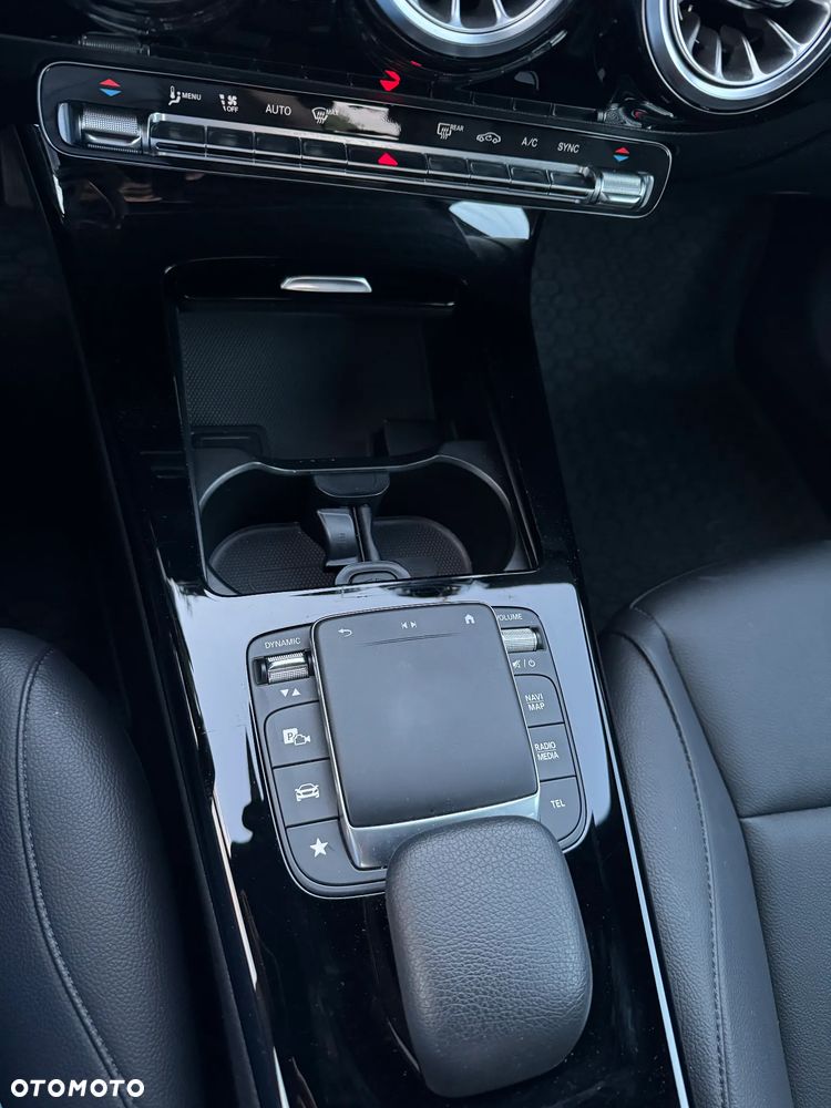 Mercedes-Benz Klasa A 200 Progressive 7G-DCT - 13