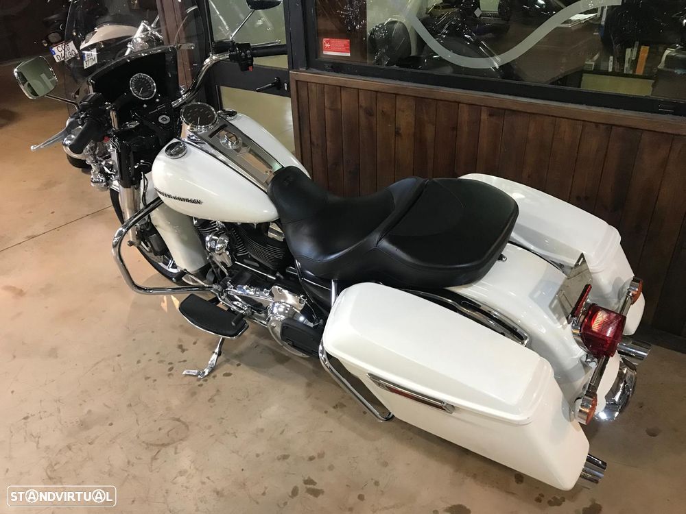 Harley-Davidson FLH Road King Police (FLHP) - 3