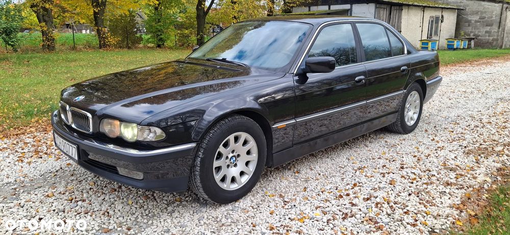 BMW Seria 7 735i L - 19