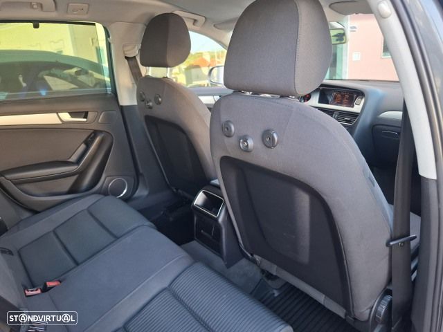 Audi A4 Avant 2.0 TDI Advance - 38