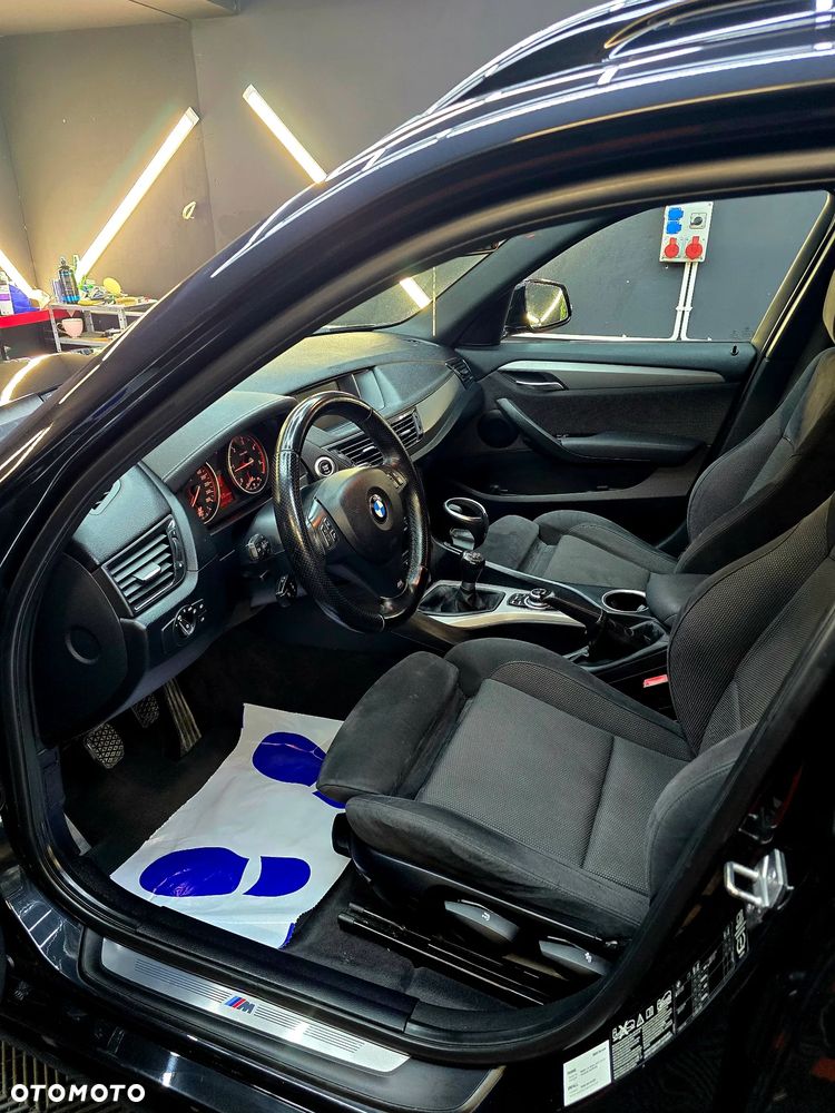 BMW X1 xDrive18d xLine - 39
