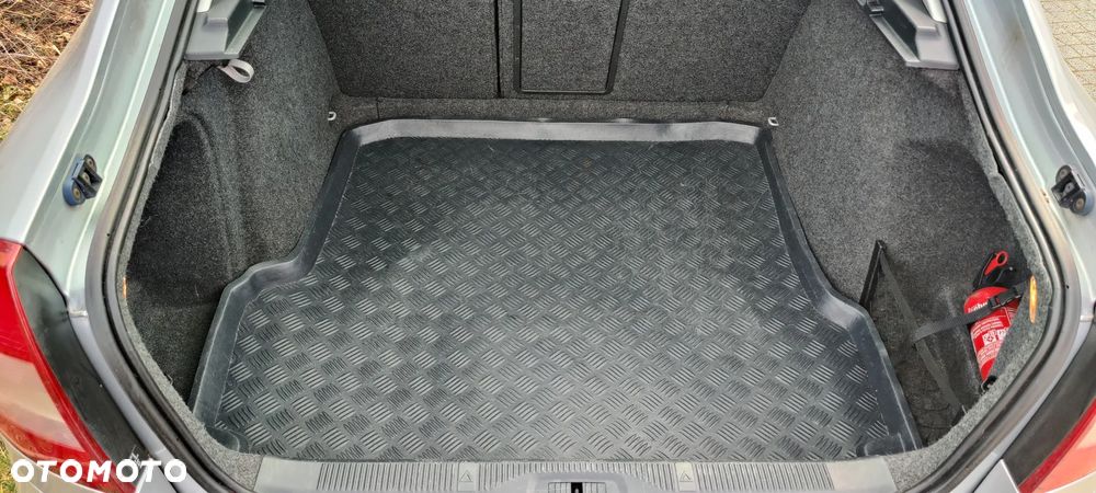 Skoda Octavia 1.6 TDI Ambiente - 10