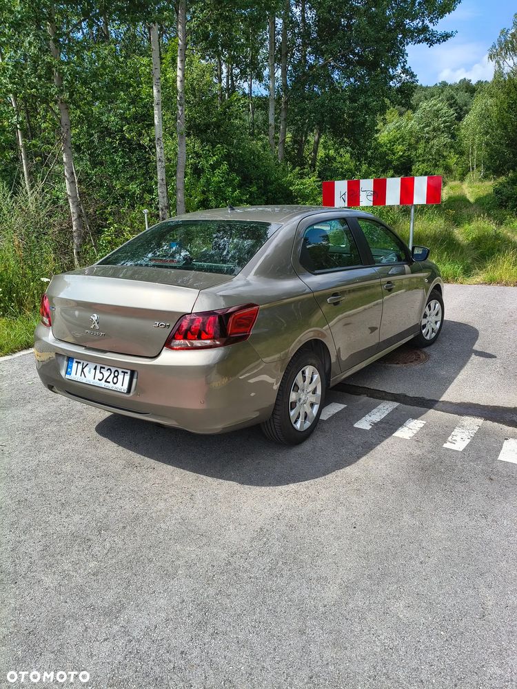 Peugeot 301 1.2 Pure Tech Active - 5