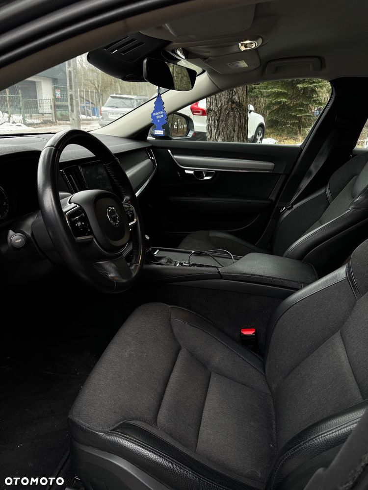 Volvo S90 D4 Momentum - 3