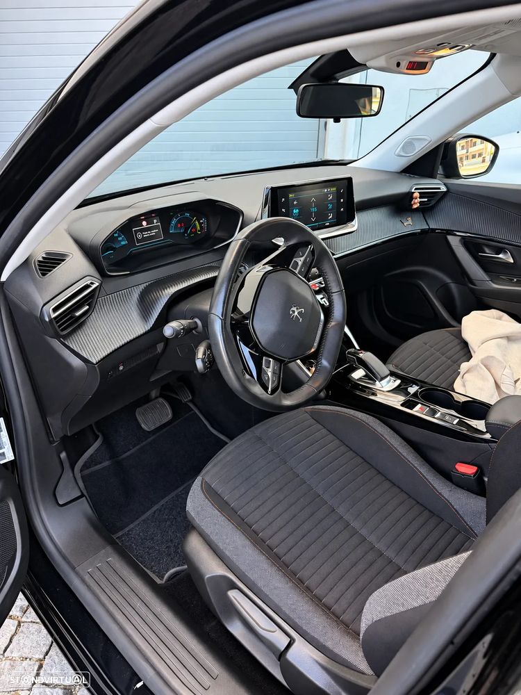 Peugeot 2008 - 5