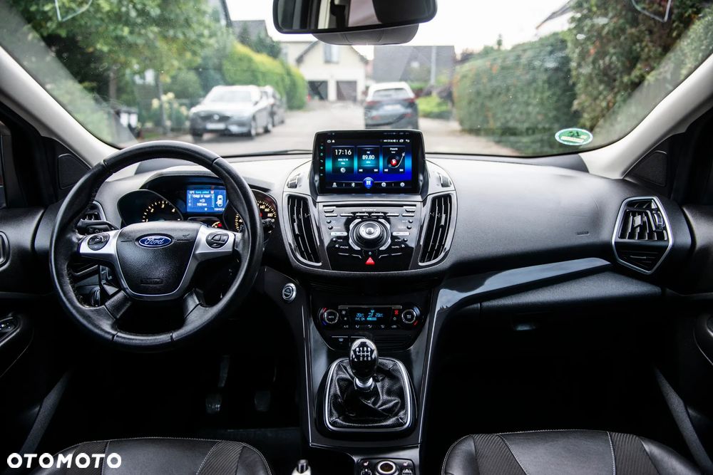 Ford Kuga 2.0 TDCi 4x4 Titanium - 31