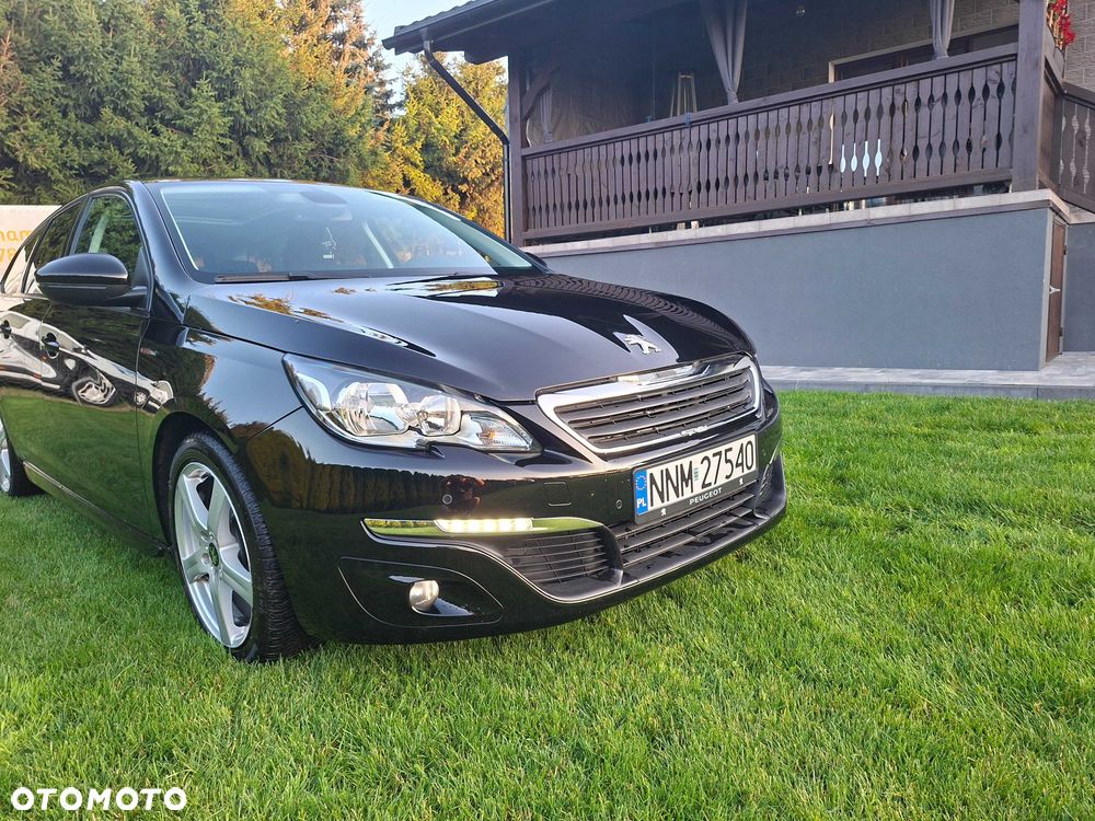 Peugeot 308 - 1
