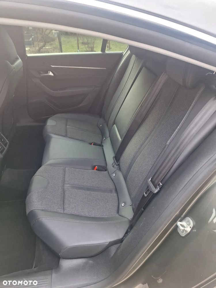 Peugeot 508 PureTech 180 EAT8 Allure Pack - 8