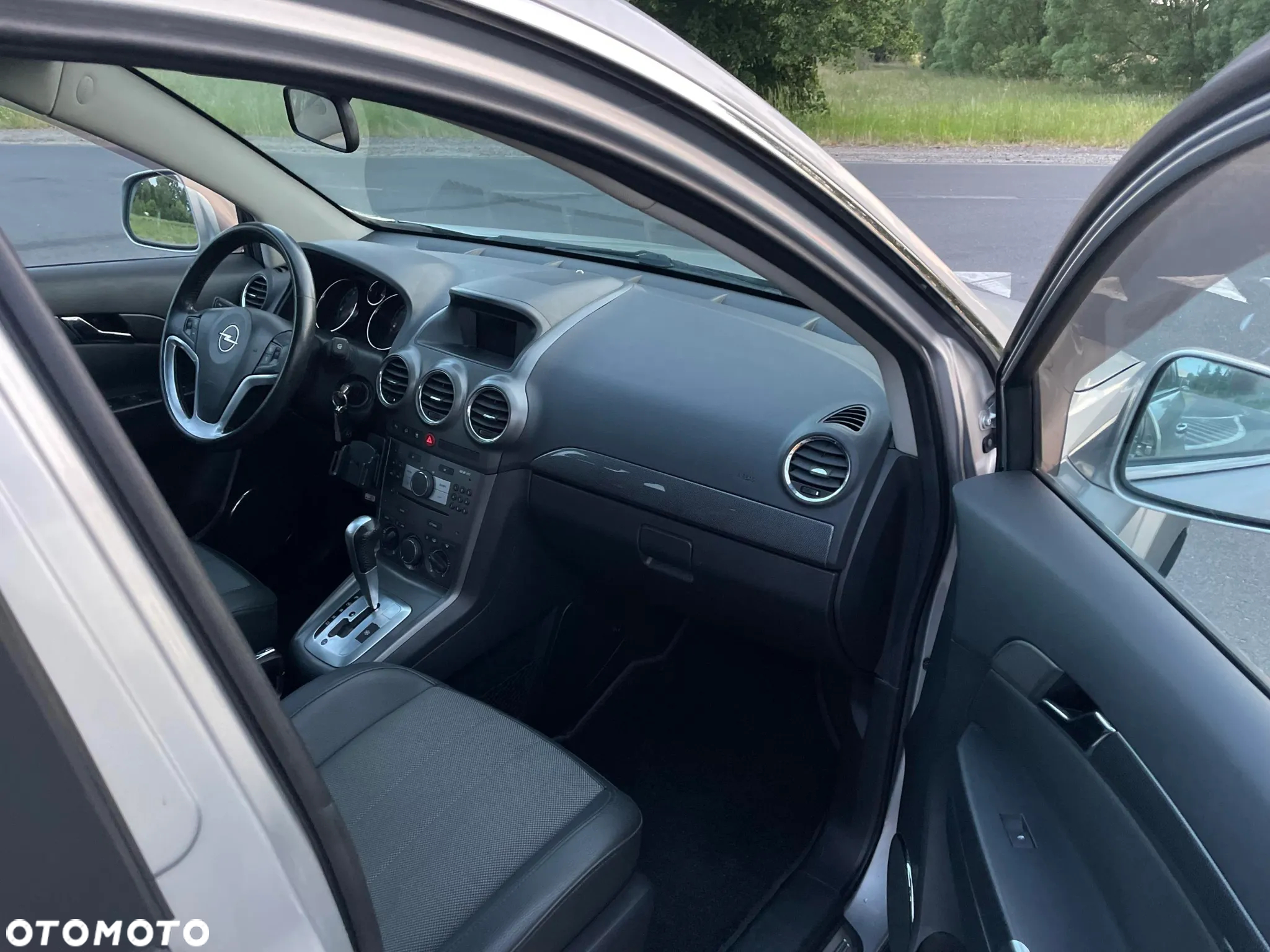 Opel Antara 3.2 V6 Cosmo - 10