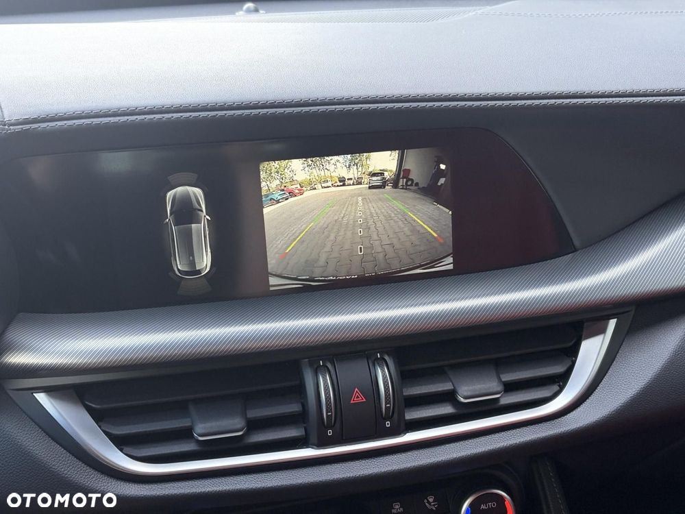 Alfa Romeo Stelvio 2.0 Turbo Veloce Q4 - 21