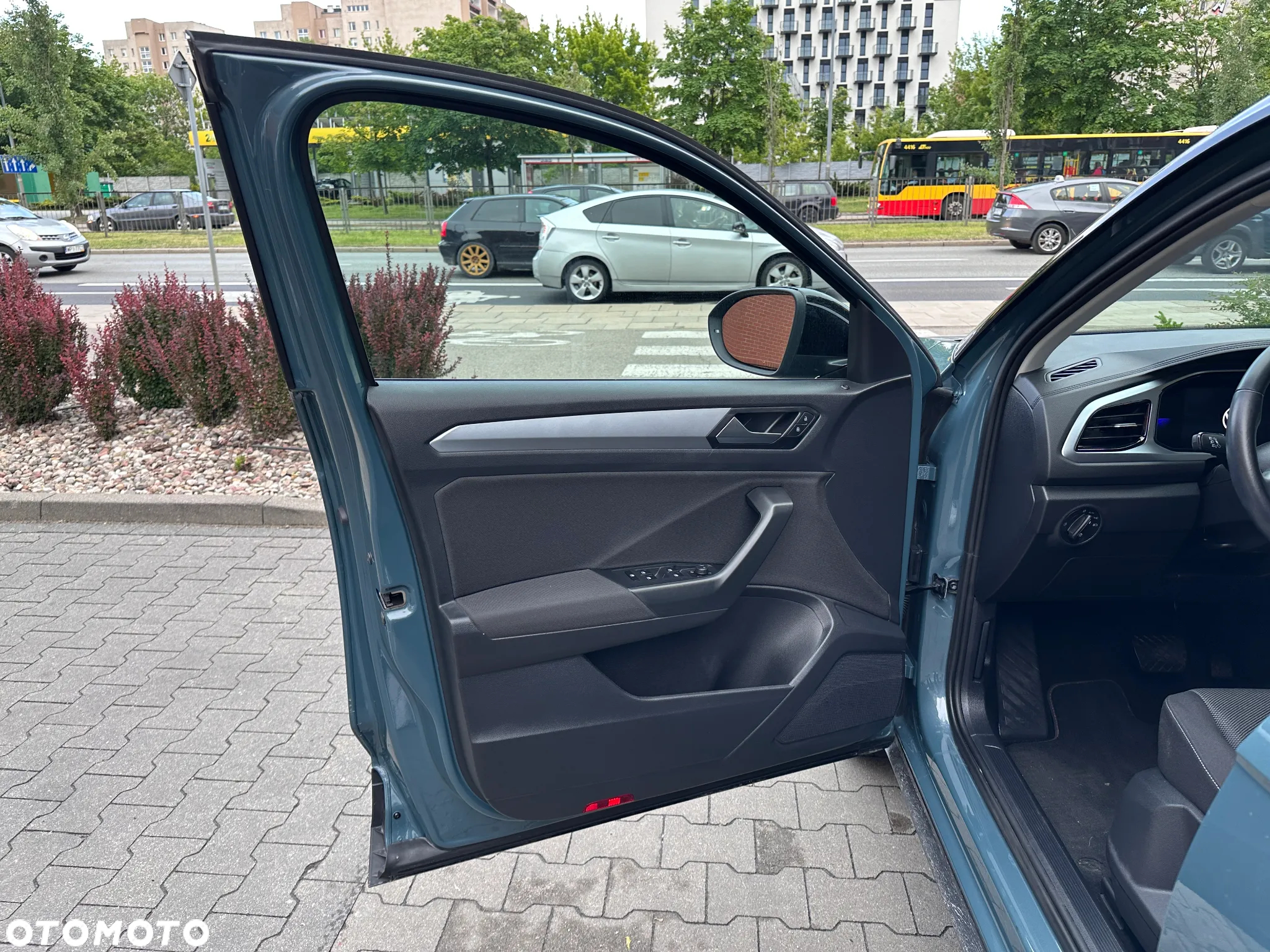 Volkswagen T-Roc 1.5 TSI Life DSG - 11