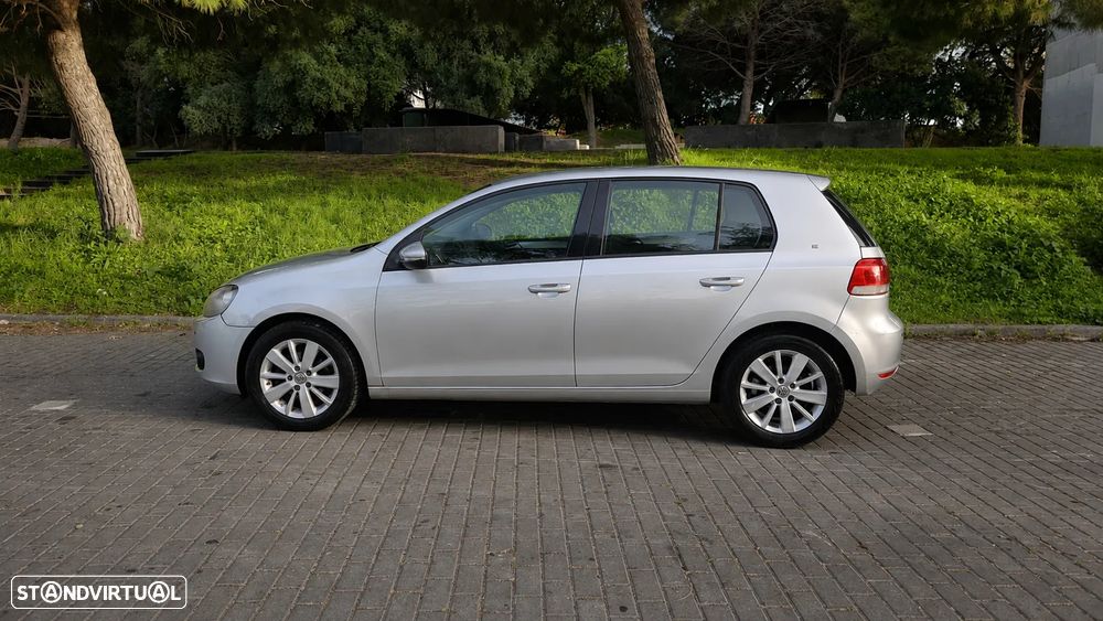 VW Golf 1.6 TDi Confortline - 6
