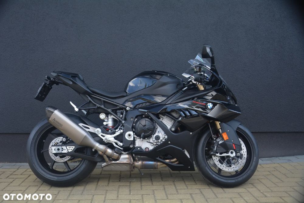 BMW S - 2