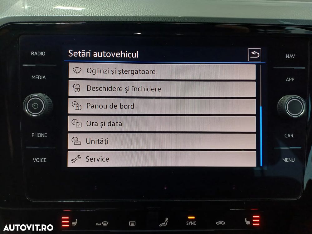 Volkswagen Passat Variant 2.0 TDI DSG Comfortline - 19