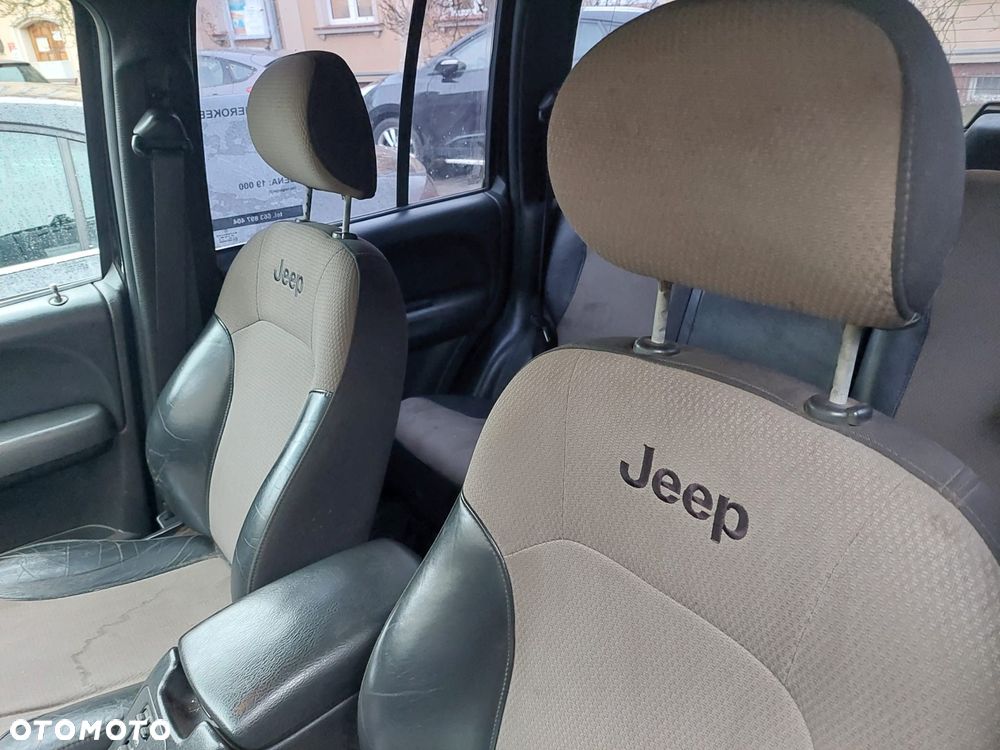 Jeep Cherokee 2.8L CRD Sport - 3