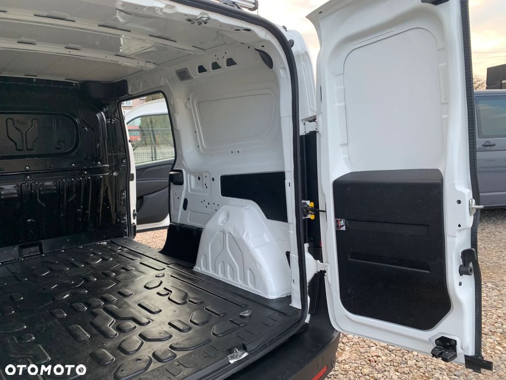Fiat Doblo - 36