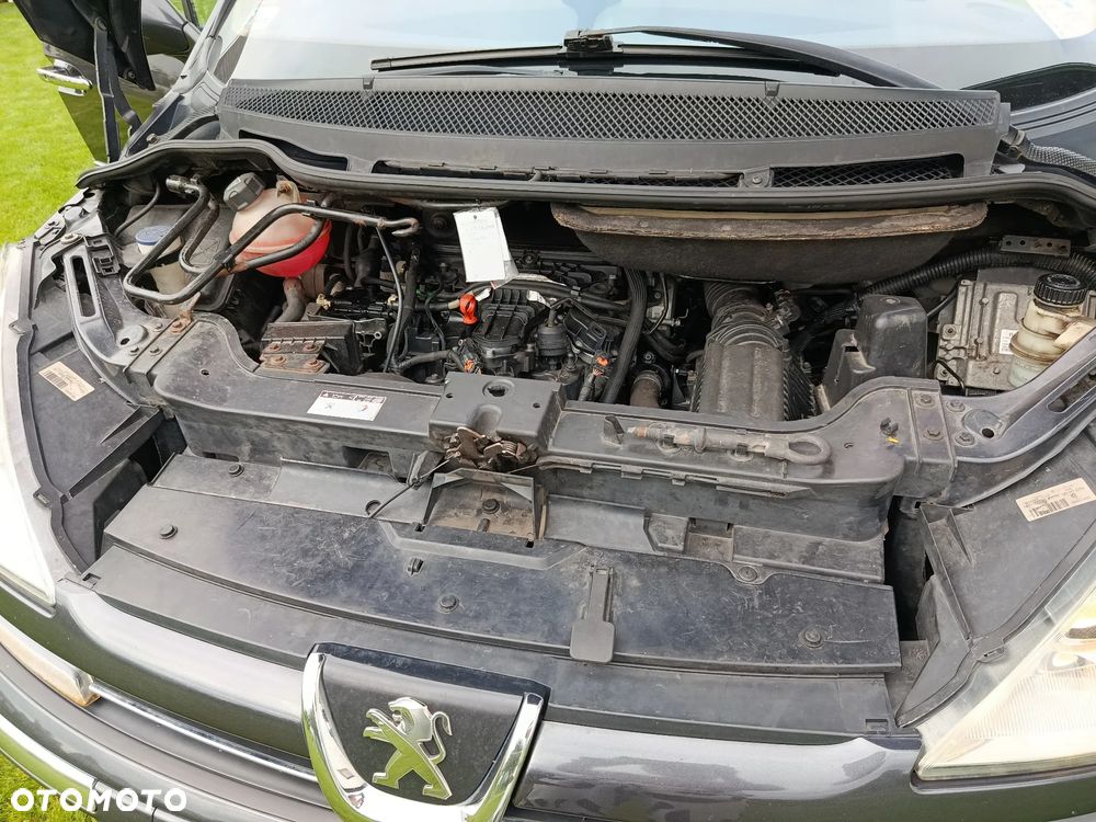 Peugeot 807 2.0 HDi Premium - 9