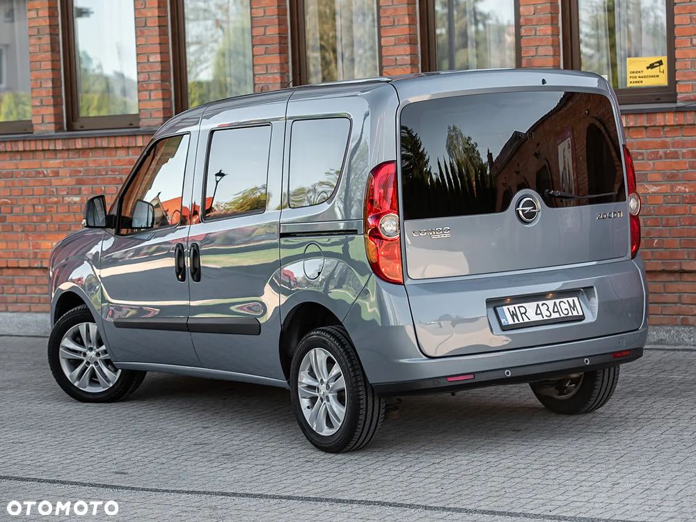 Opel Combo - 9
