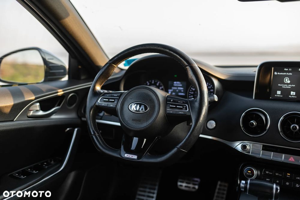 Kia Stinger 3.3 T-GDI AWD OPF GT - 28
