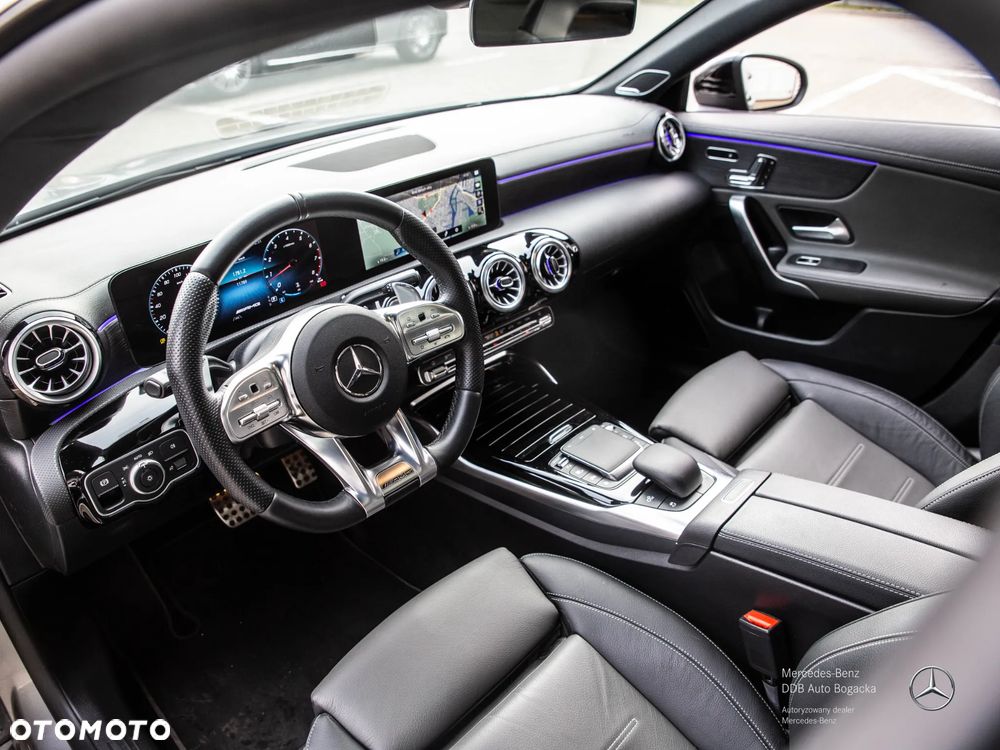 Mercedes-Benz CLA AMG 35 4-Matic 7G-DCT - 18