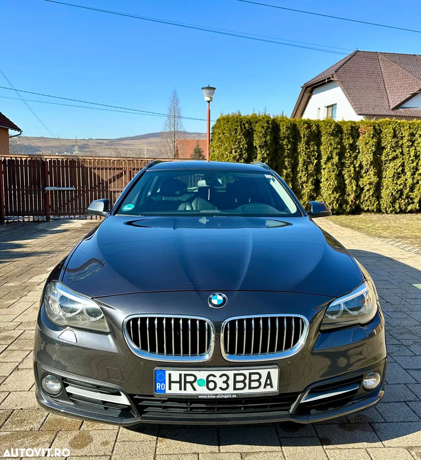 BMW Seria 5 525d xDrive AT - 1