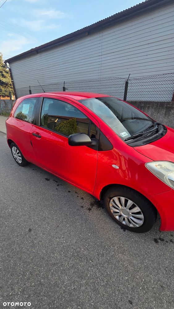 Toyota Yaris - 5