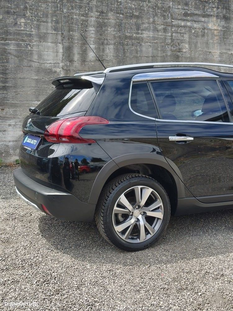 Peugeot 2008 1.2 PureTech Allure EAT6 - 12