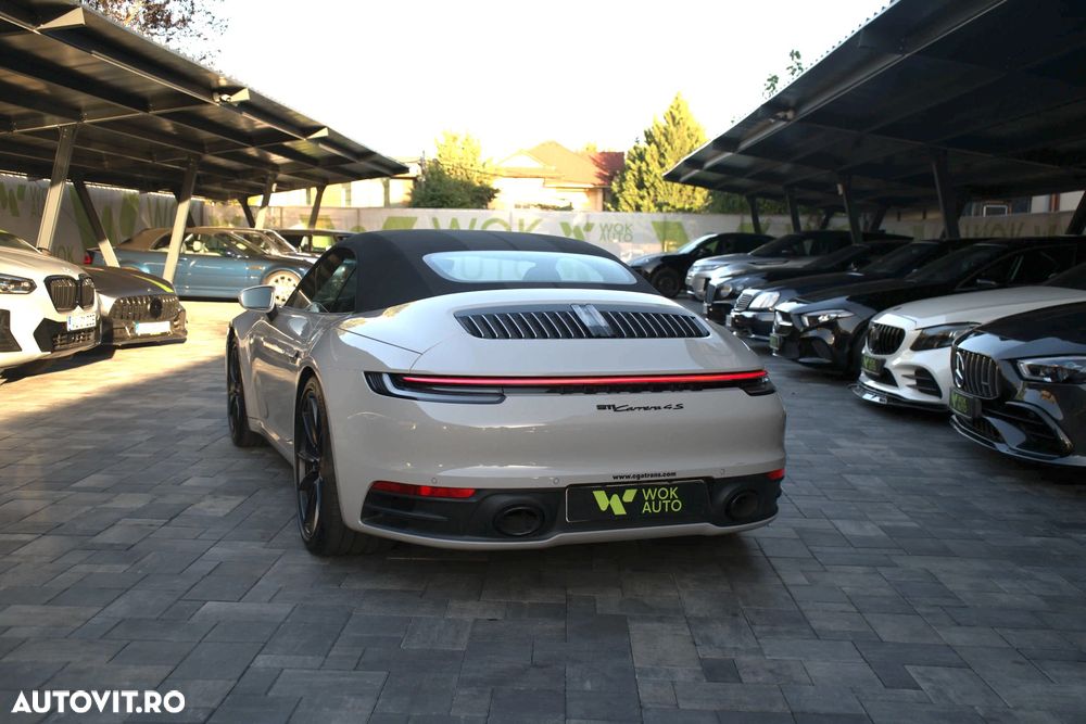 PORSCHE 911 2023 — imagine 6