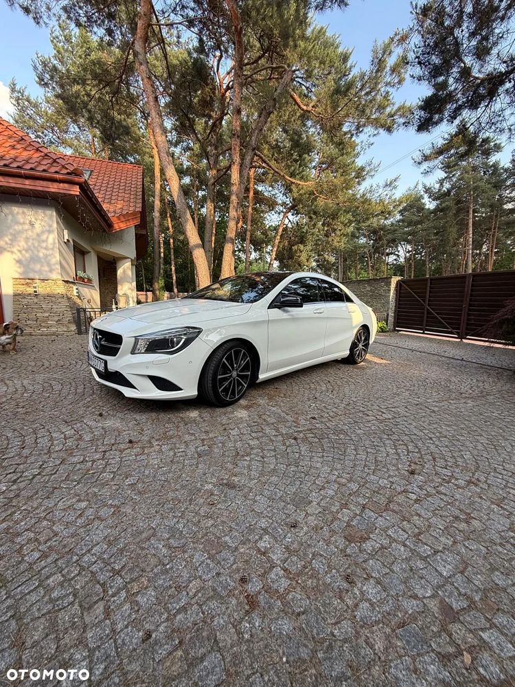 Mercedes-Benz CLA - 4
