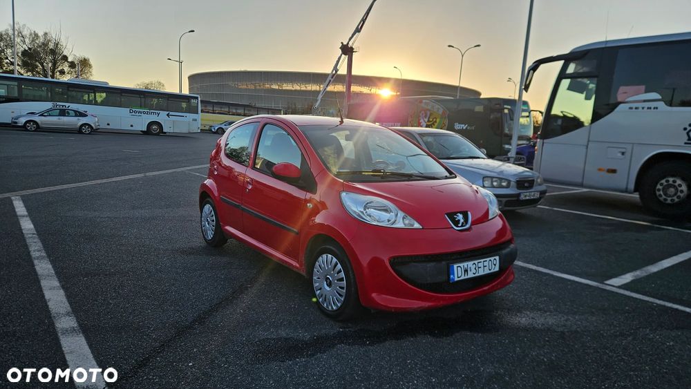 Peugeot 107 ver-1-0-urban-move - 1