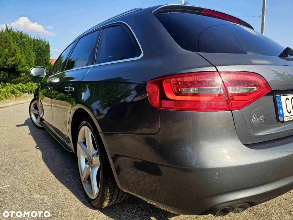 Audi A4 Avant 2.0 TDI DPF quattro Attraction - 4