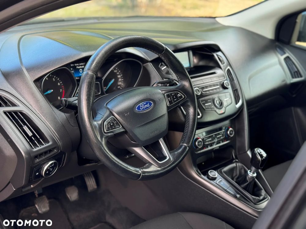 Ford Focus 1.6 Titanium - 20