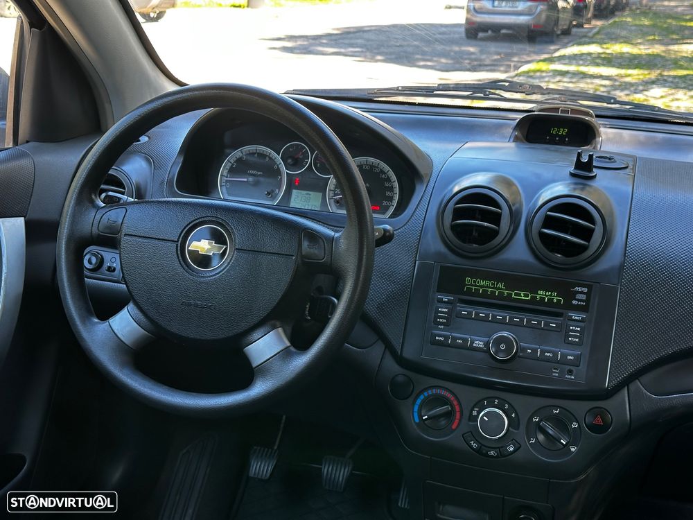 Chevrolet Aveo 1.2 LS - 11