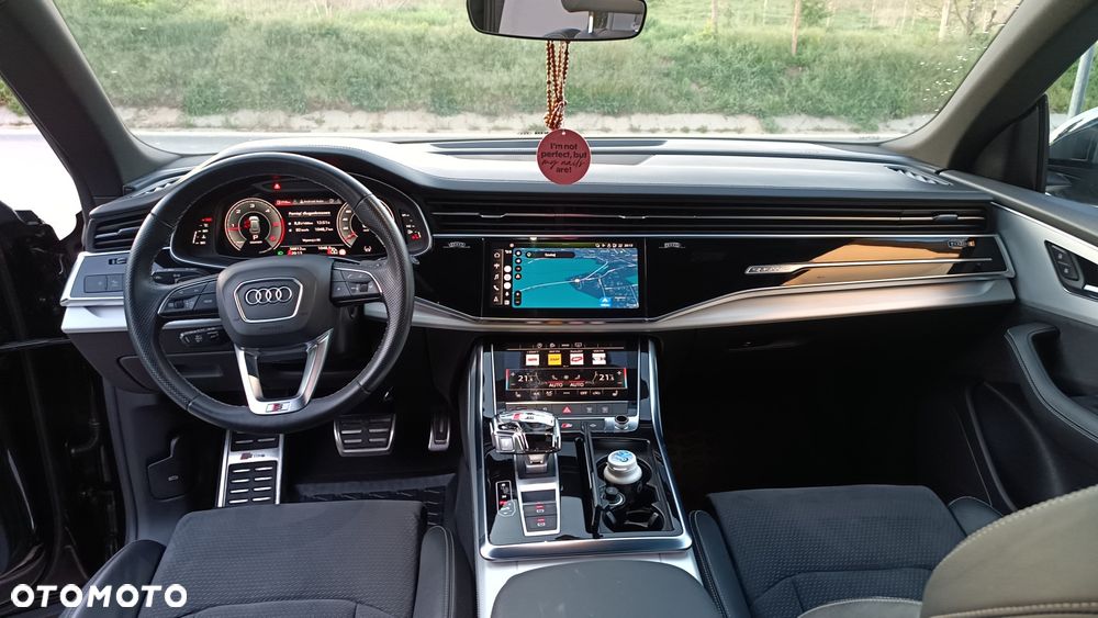 Audi Q8 - 7