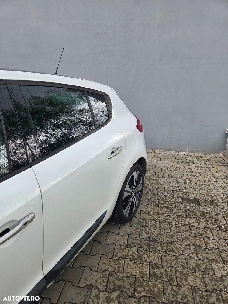 Renault Megane dCi 110 FAP EDC Bose Edition - 12